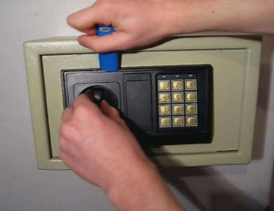 蒙自24小时上门开锁公司